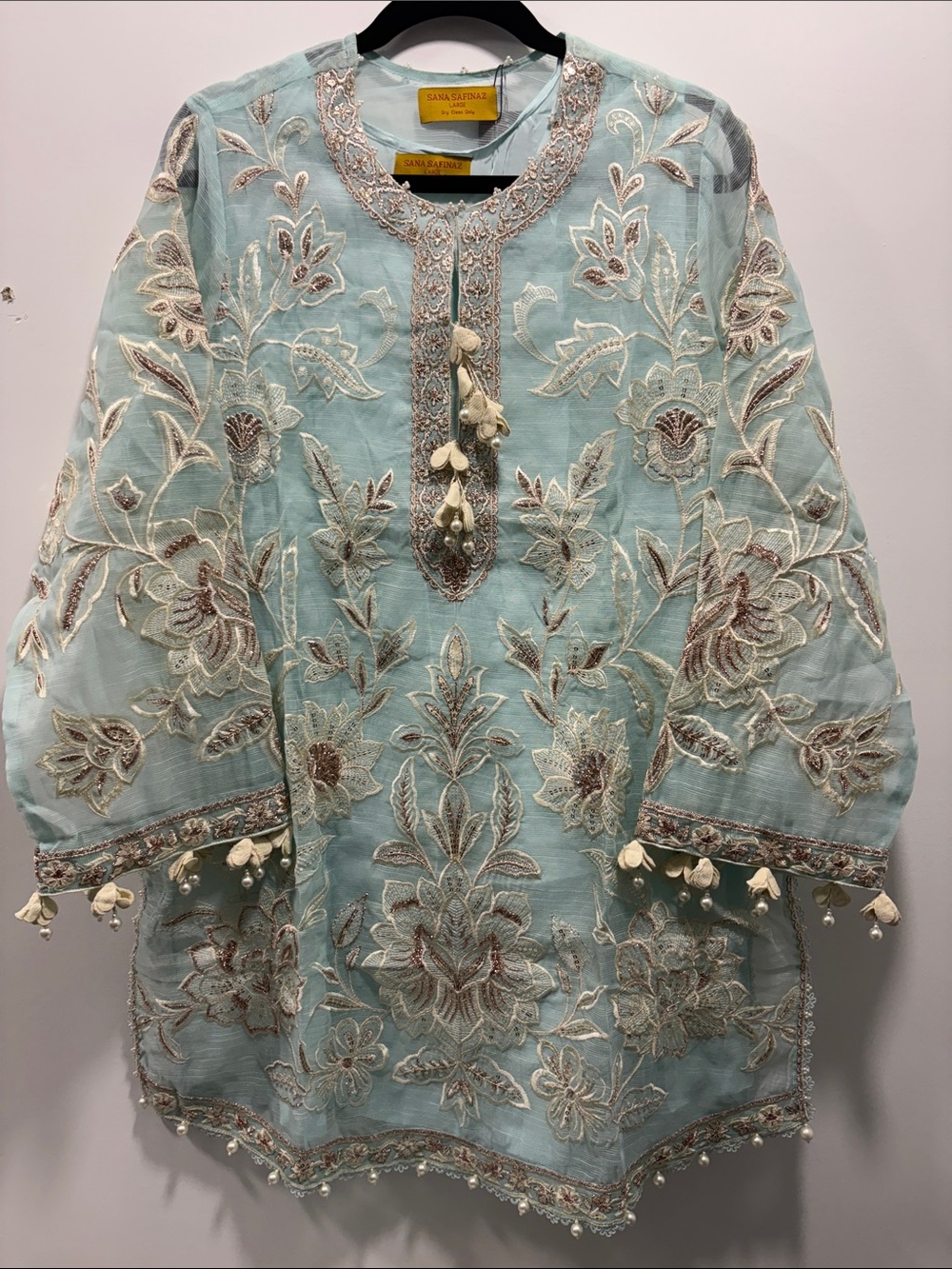 Sana Safinaz L Elegant Light Green/Sky Blue Embroidered Kurta Set - Picture 10 of 15